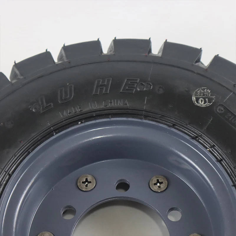 Cheap wholesale 8 inch 5.00-8 pneumatic tire assembly, anti-skid and wear-resistant, suitable for electric forklift