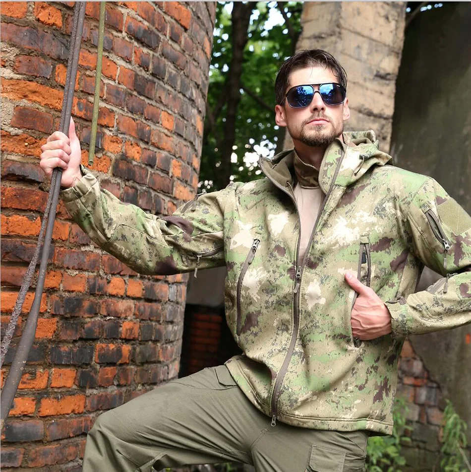 Outdoor Camouflage Clothes Windproof Waterproof Fleece Warm Hunting Suit Hood Combat Tactical Uniform Soft Shell Jacket for Men