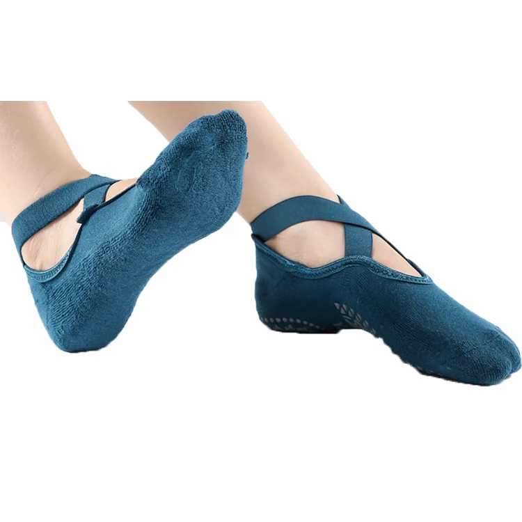 Wholesale Women Gym Fitness Dance Grip Socks Pilates Sports Exercise Dispensing Non Slip Yoga Socks Anti Slip