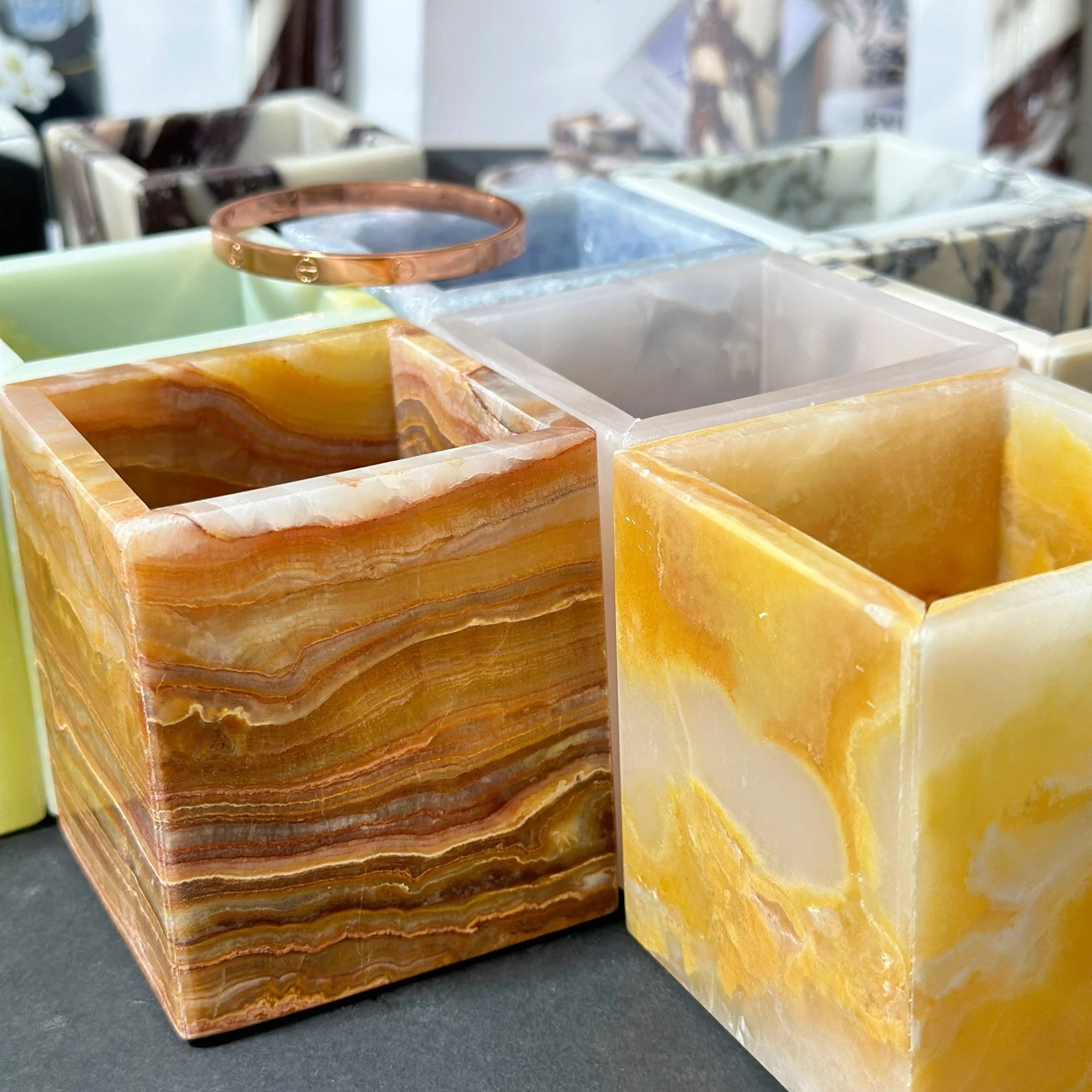 stonekocc 7*7*8cm Natural Marble Travertine Jewellery Storage Ornament Aroma Candle Holder Jewellery Arrangement for Entryway