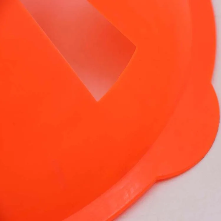 Hot Sale Plastic Hollow Football Cones Hollow Windproof Soccer Cones