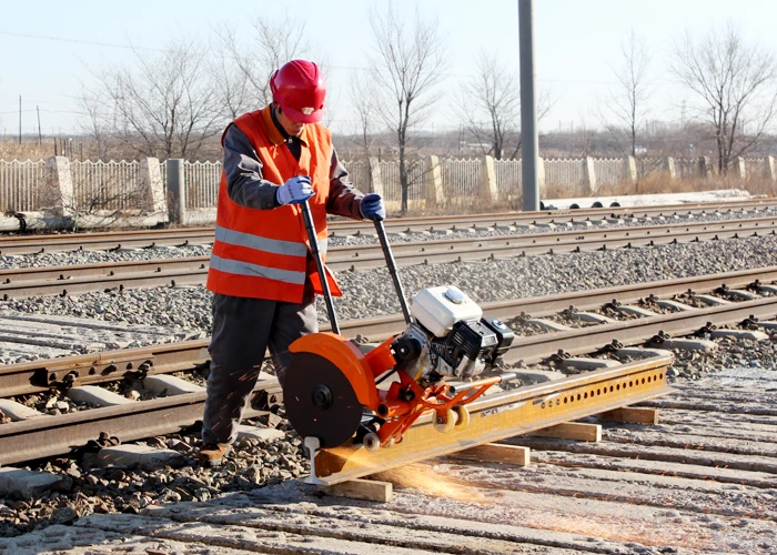 NQG/5III original factory 400mm Railroad portable hand saw tracks rail cutting machine