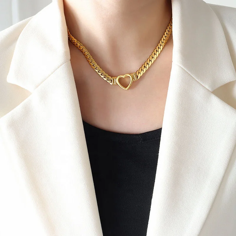 Chunky Hip Hop Jewelry Choker Stainless Steel Cuban Link Chain 18k Gold Plated Necklace Snake Chain Heart Necklace for Women