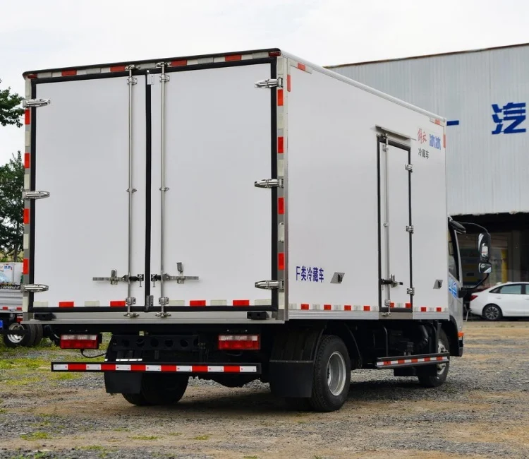 China FAW 4*2   Refrgerated truck  Fruit and vegetable ice cream freezer truck Refrigerated truck freezer