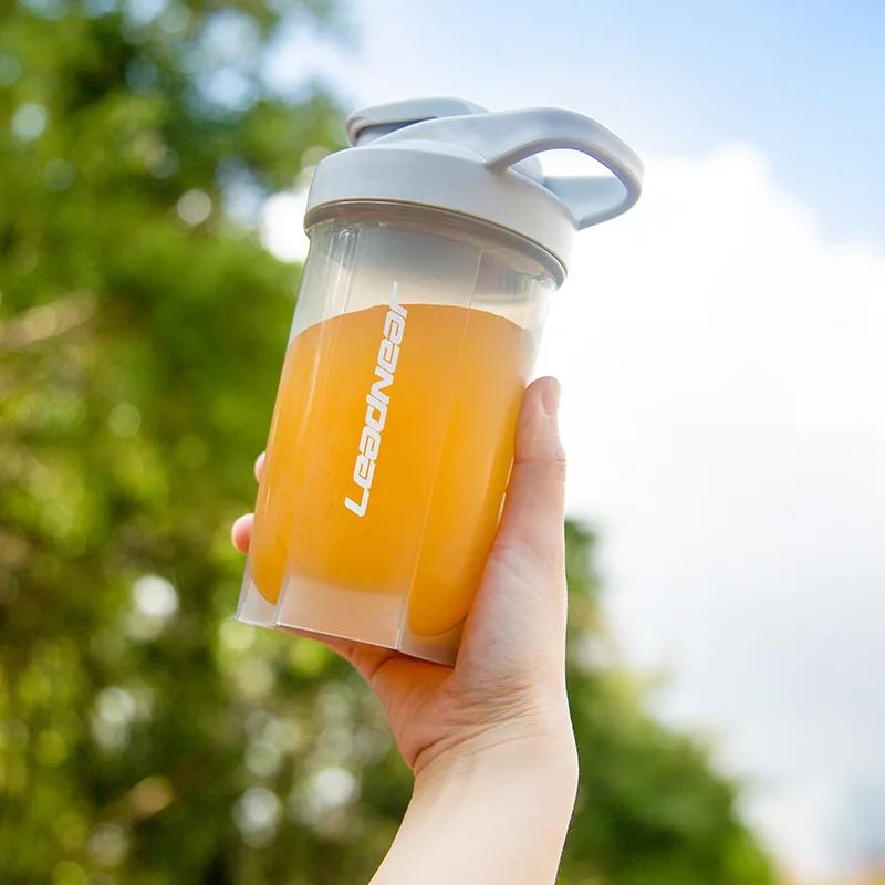 DD3102 GYM Healthy Fitness Shake Bottles Protein Powder Drinks Cups With Wire Whisk Shaker Bottle for Protein