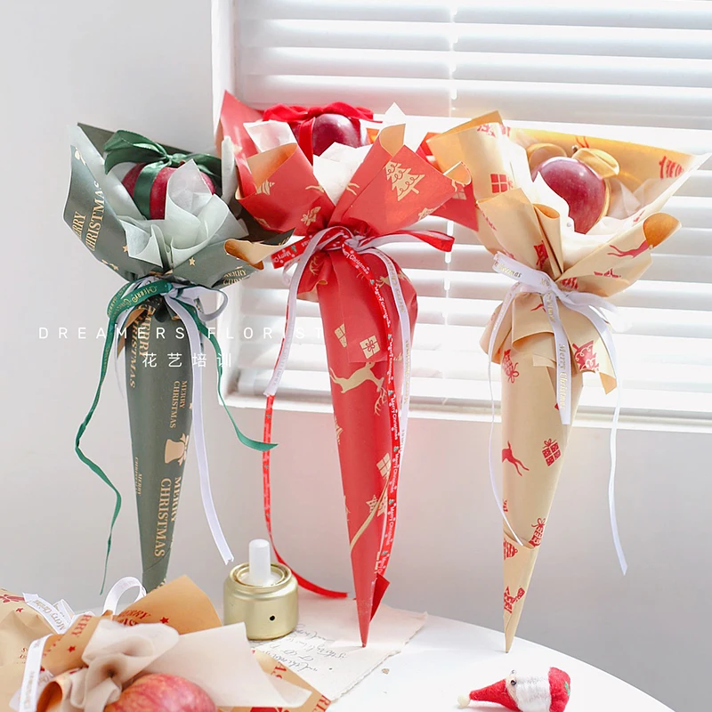 Wholesale Packing Paper Christmas Design Factory Stock Christmas Pattern Red Green Kraft Gift Wrapping Paper With Bell and Elk