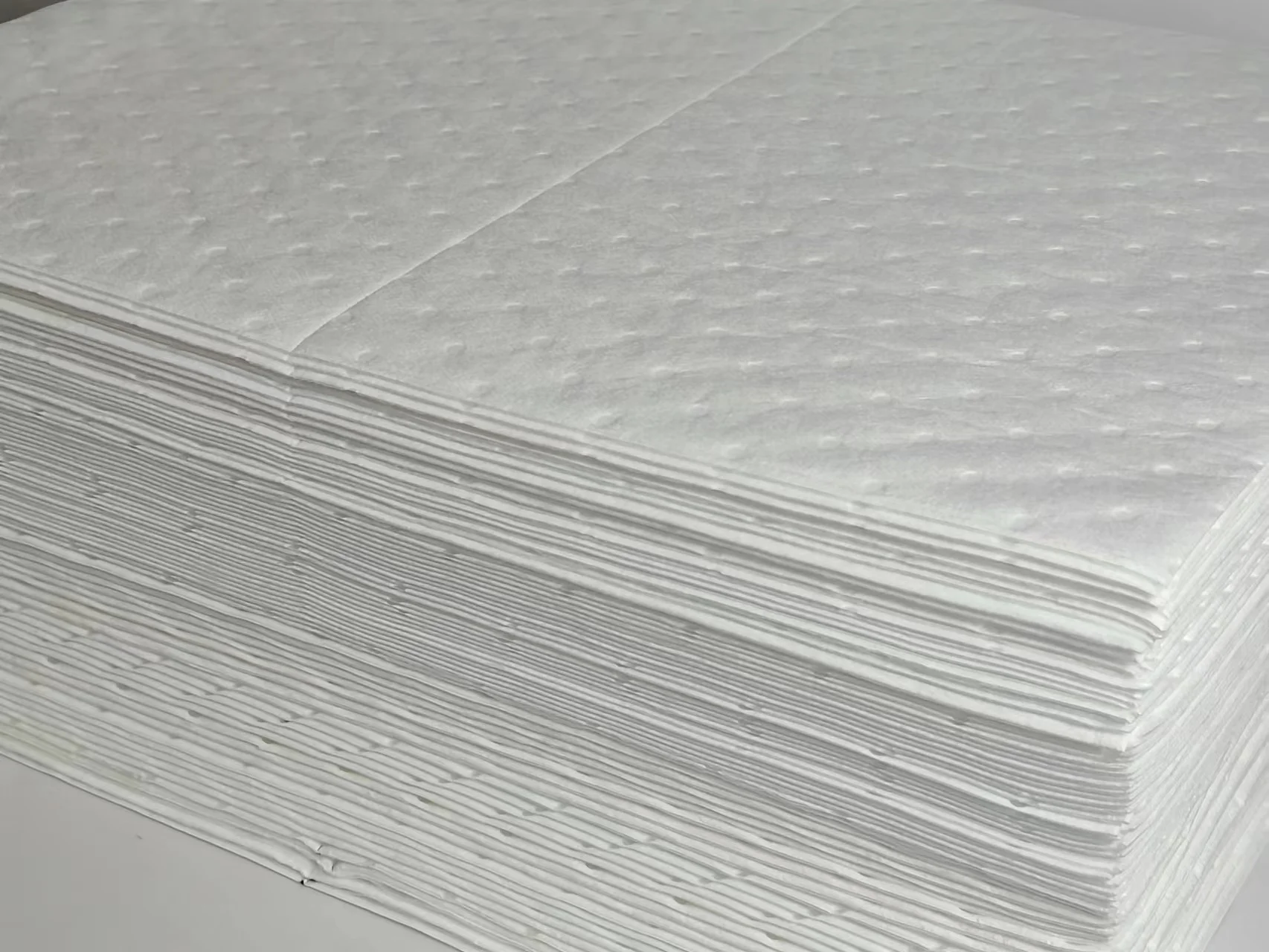 Spill Absorbent High Absorbency Oil Absorbent Pad Environmental Spill Products for Industrial