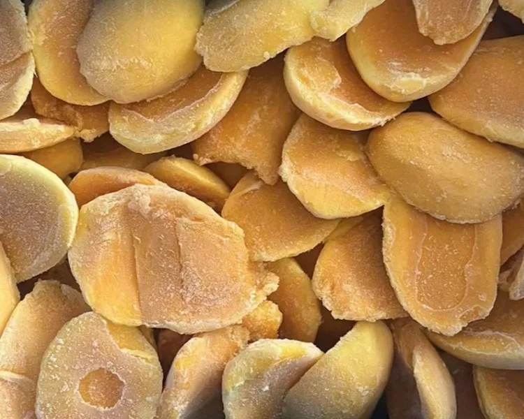 Замороженные половинки манго замороженные фрукты