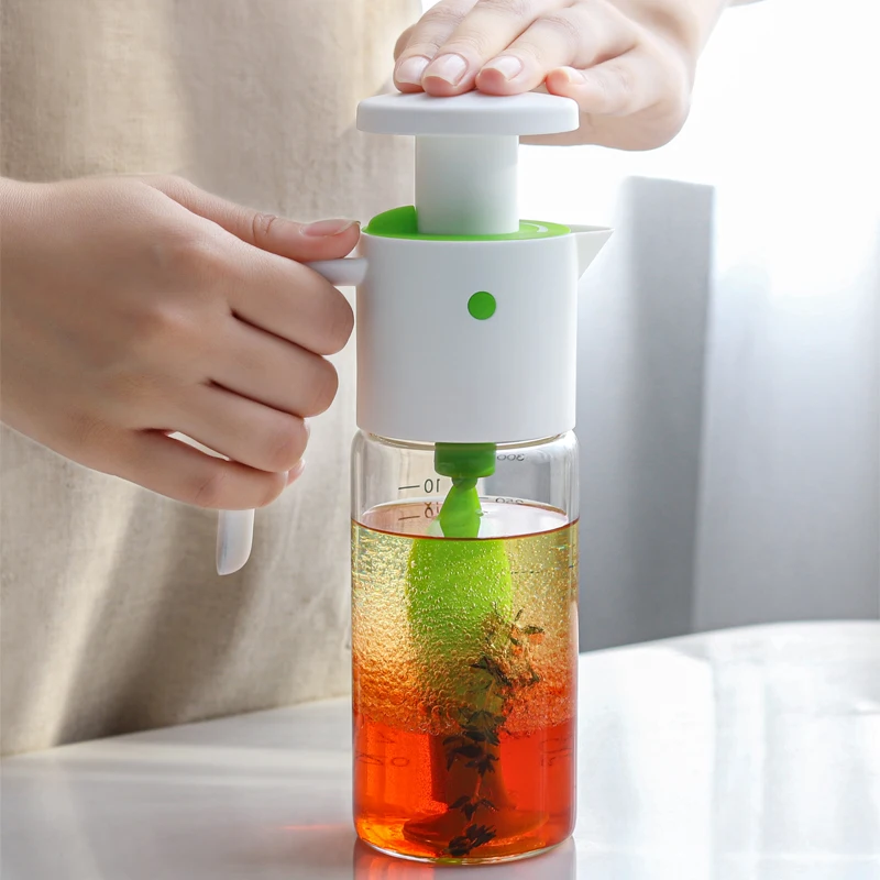 New Arrival Kitchen Perfect Accessories Salad Dressing Shaker Blender with Glass Bottle