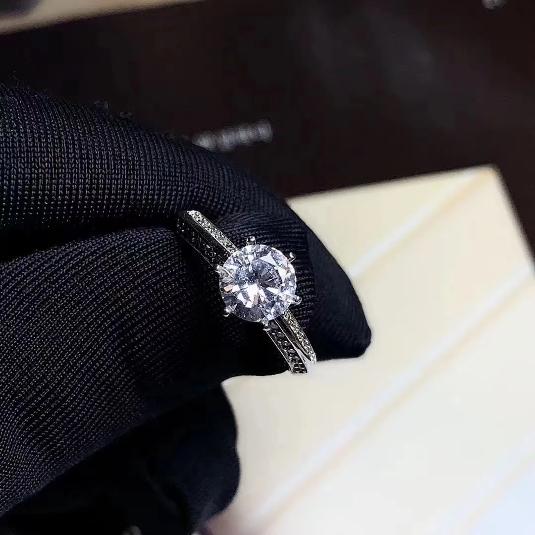 Hot Sell New Design 925 Sterling Silver 1 Carat Italian Vintage Style Engagement Moissanite Rings