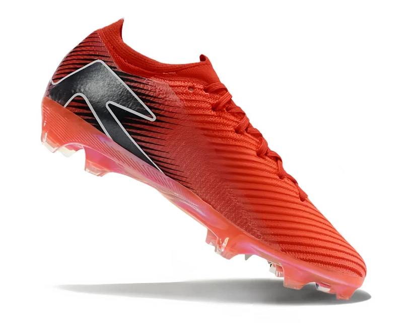 New Low Ankle Sports Turf Futsal Indoor Soccer Shoes Cheap Rubber Sole Football Boots for Men Sport Running Sneakers Outdoor