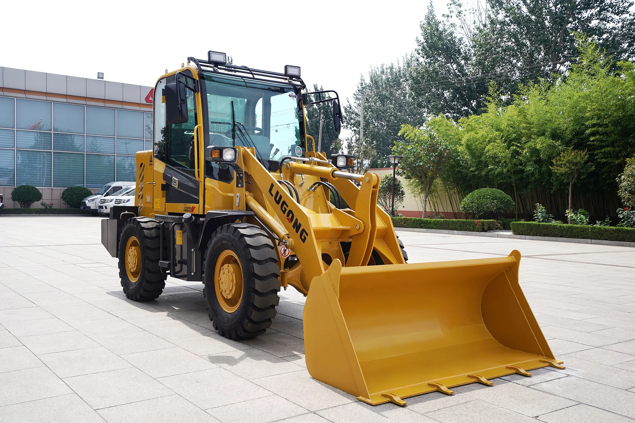 LUGONG T916 Shandong design 4wd CE approved 600kg cheap price mini loaders front end shovel wheel loader