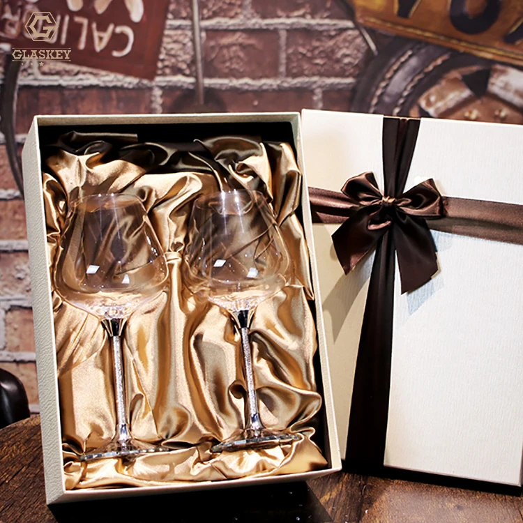 Crystal Diamond Red Wine Glass Gift Box Set Luxury Diamond Goblet Wine Decanter Set With Burgundy Wine Glass 2 Pieces,18.6Oz