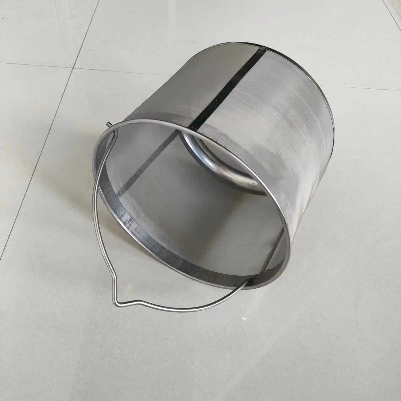 Stainless Steel Strainer Extra Large Beer Hop Filter 300 Micron Mesh Hop Spider with Stand