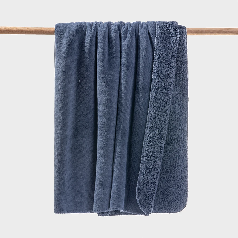 100% polyester Basic Printed Flannel Fleece Fabric for blanket throw