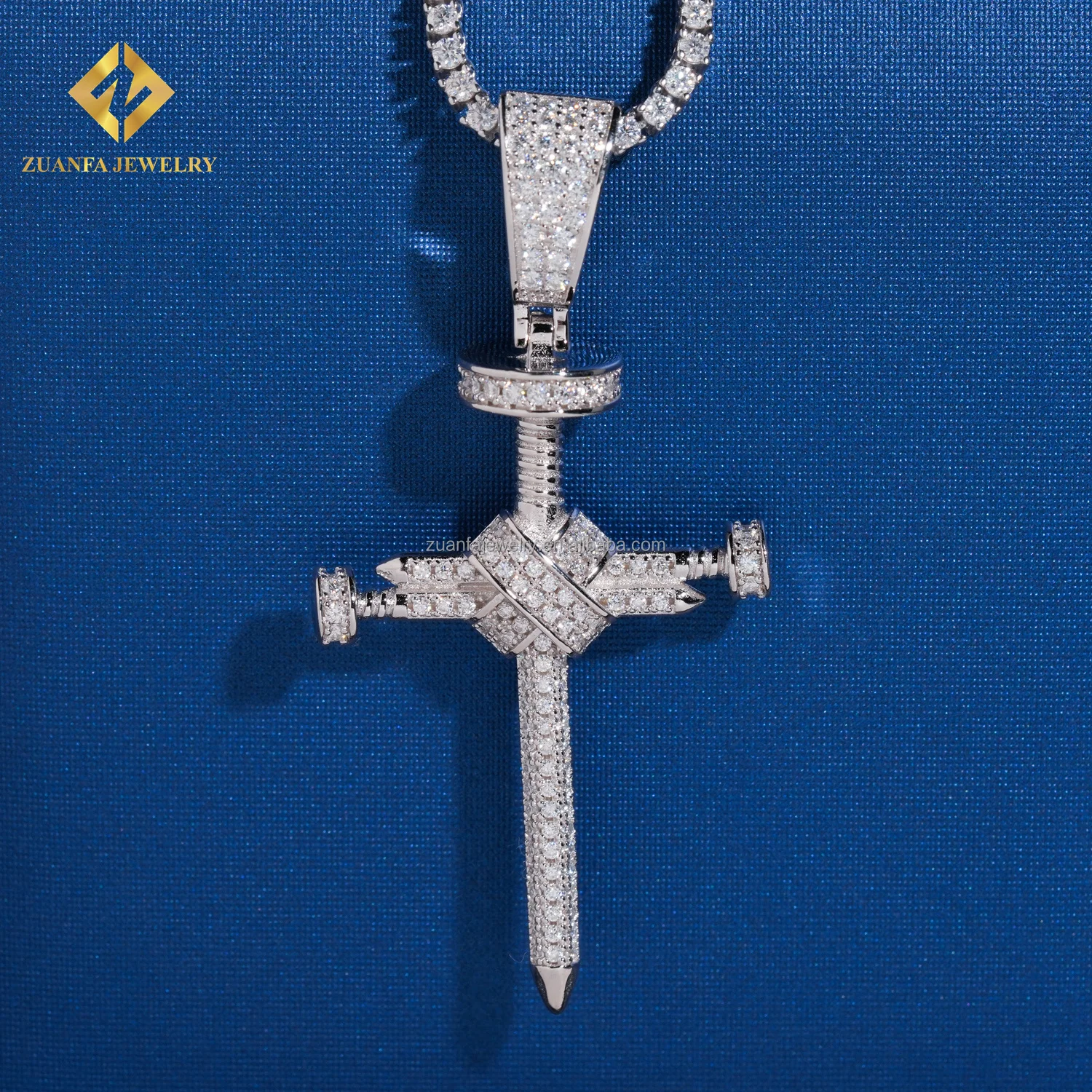 In Stock Fashion Religious Rapper Man jewelry GRA Certificate Iced Out Hip Hop VVS Moissanite Diamond Cross Pendant