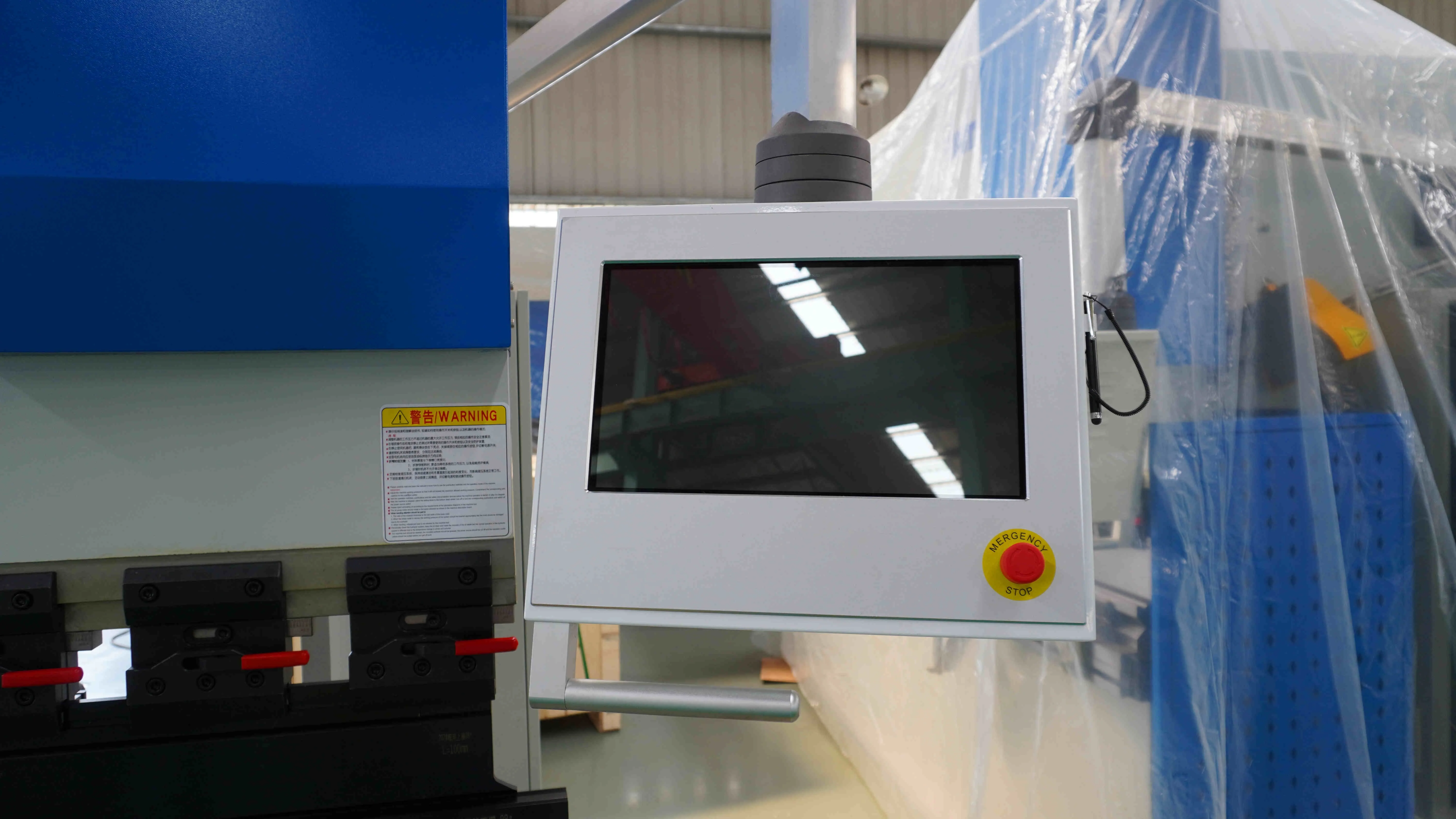 2022 New Arrival Mini NC 100T 3200 Automatic Press Brake Machine For Metal Plate