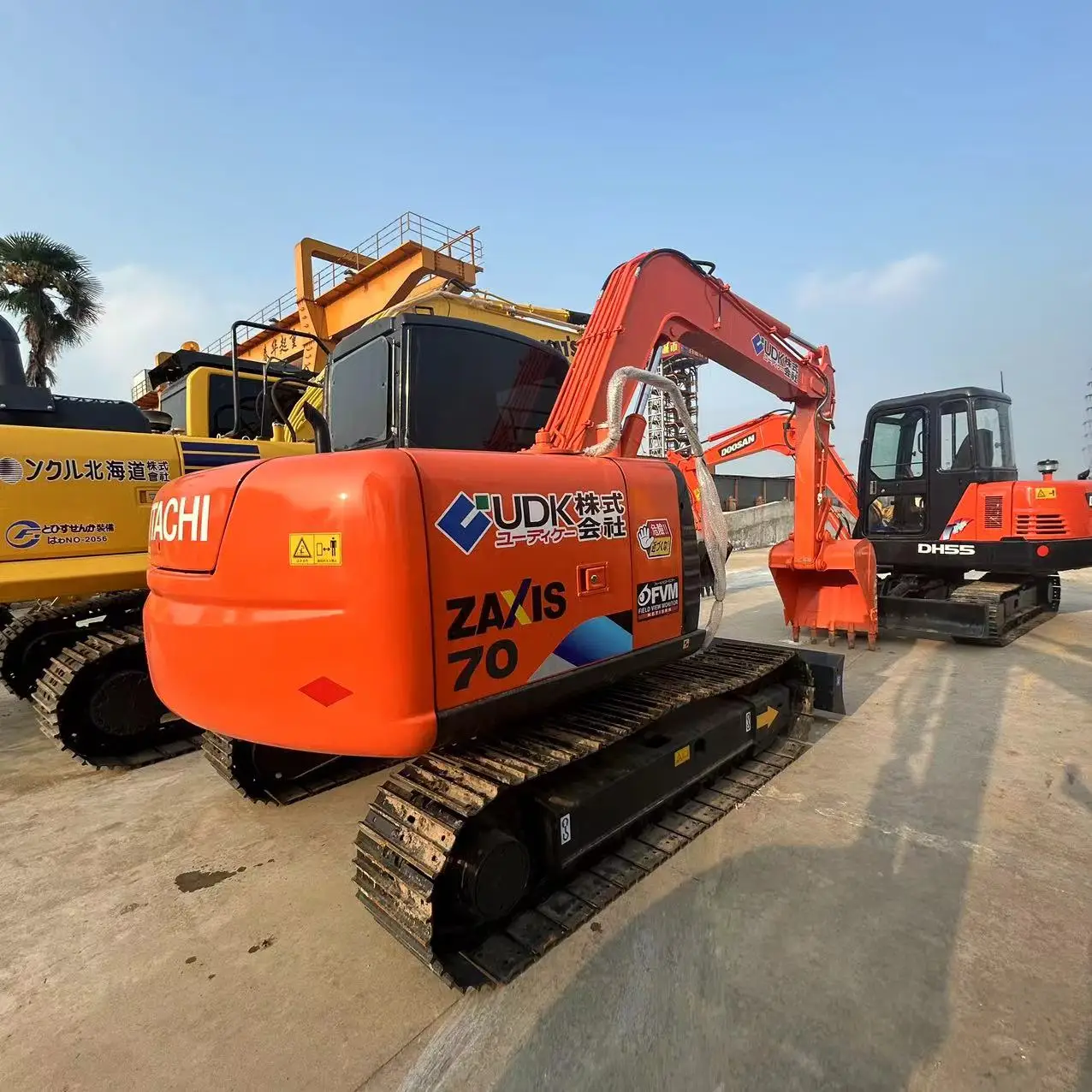Hitachi ZX70 Excavator 7 TON Capacity Used with Low Price Sale Core Component Engine Pump