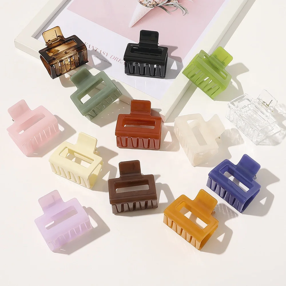 YIYI Factory wholesale cheap 5cm hollow out small hair clips classic candy color square hair claws for women girls