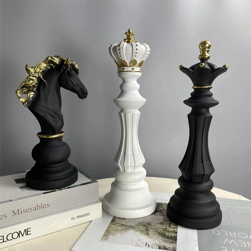 Resin Crafts Queen King Large Chess Figure Pieces Stones Sculpture Home Decor