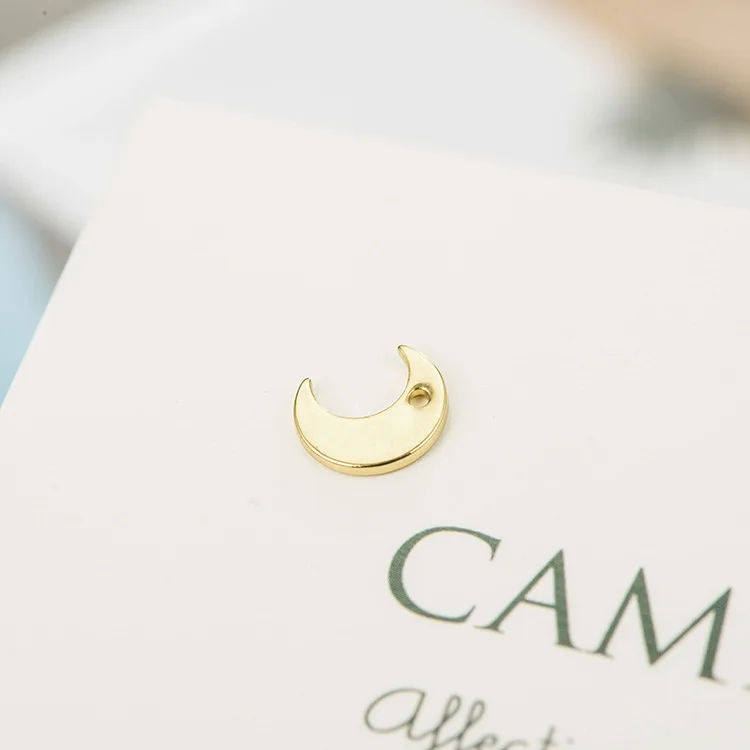 Factory Wholesale Smooth Moon Shape Copper 14K Gold Plated Diy Bracelet Charm