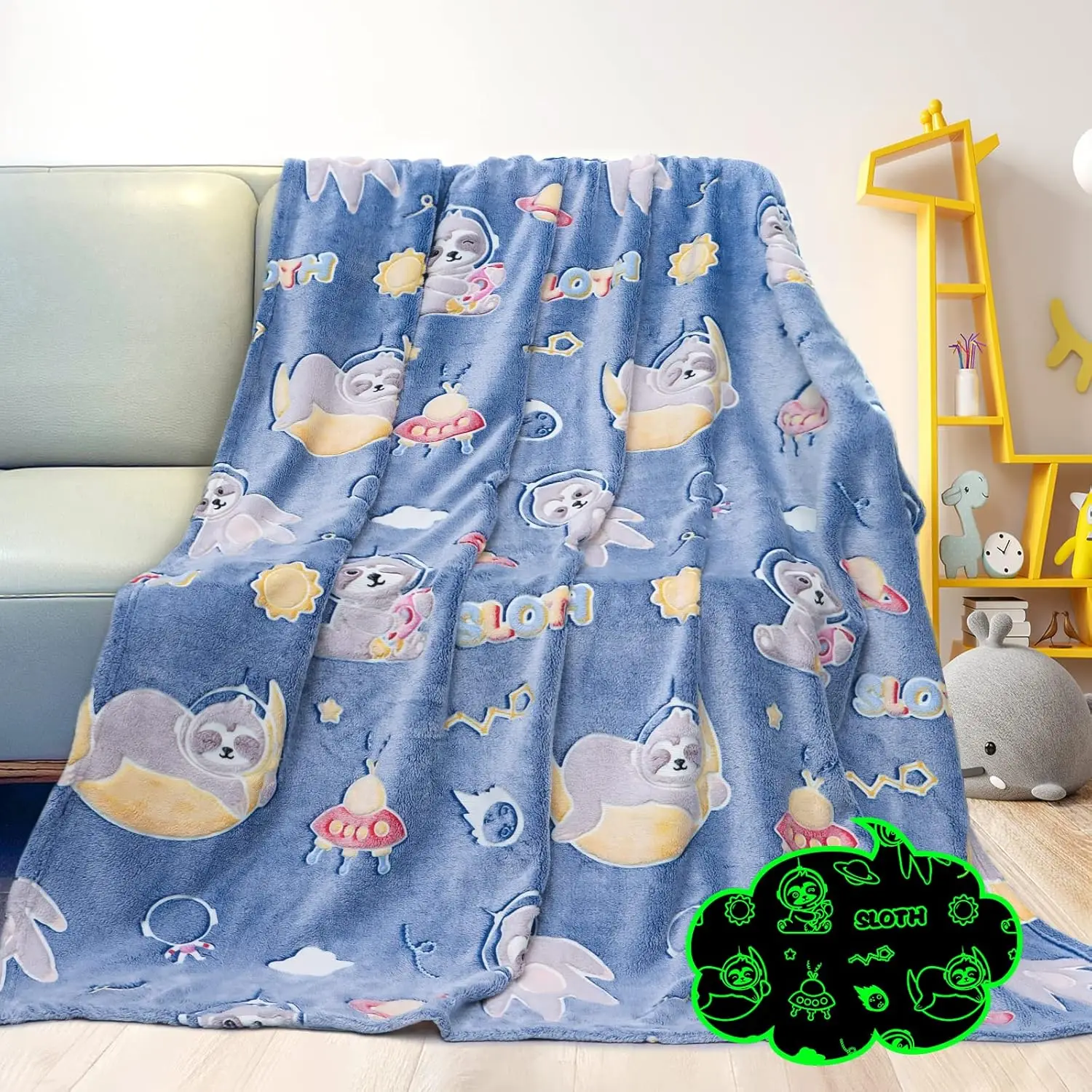 Factory plush luminous warm flannel magical toddler blanket for winter king size christmas glow in the dark throw blanket adult