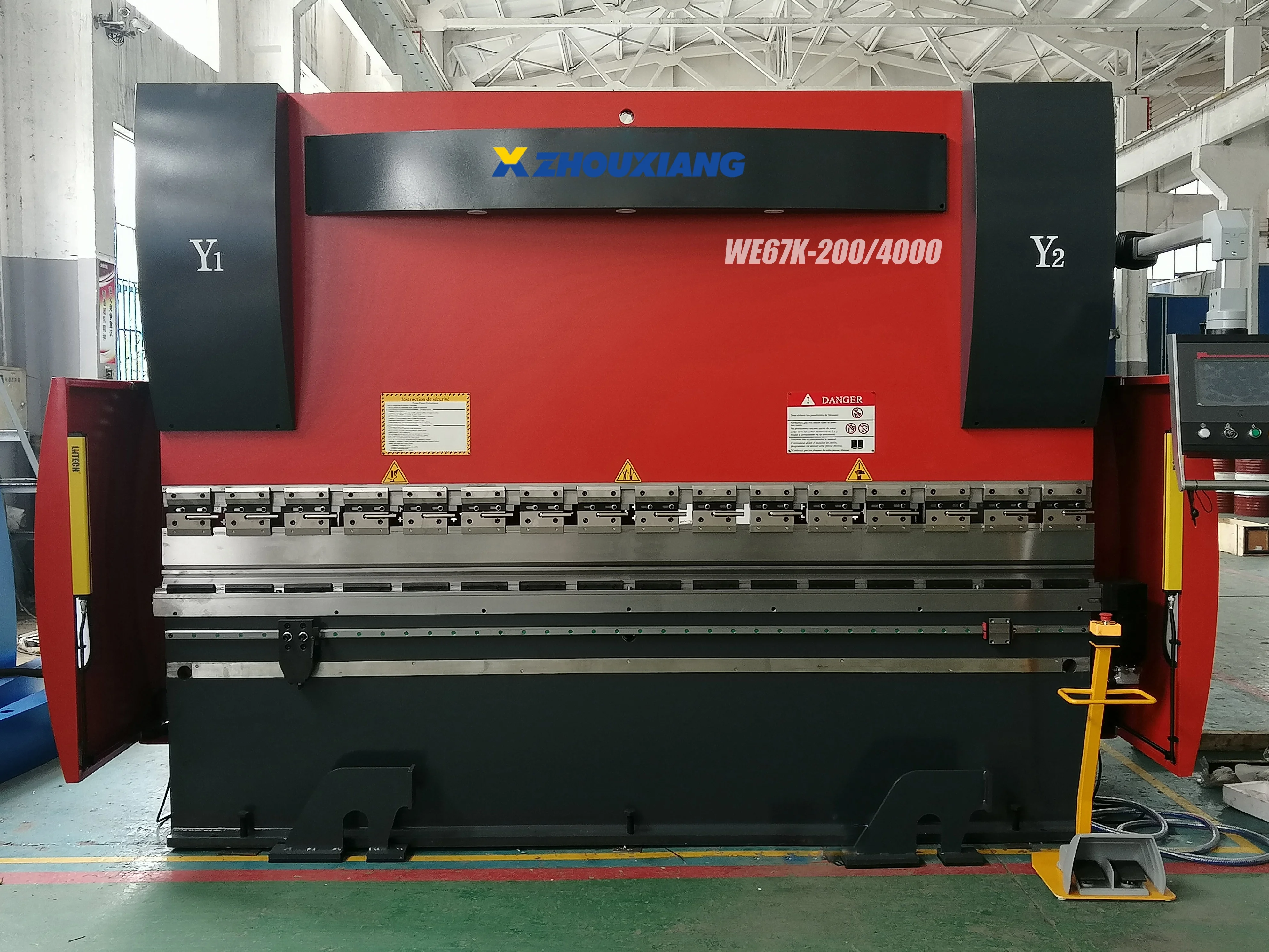 Wuxi zhouxiang WE67K CNC электрическая гидравлическая синхронная пресс Тормозная машина