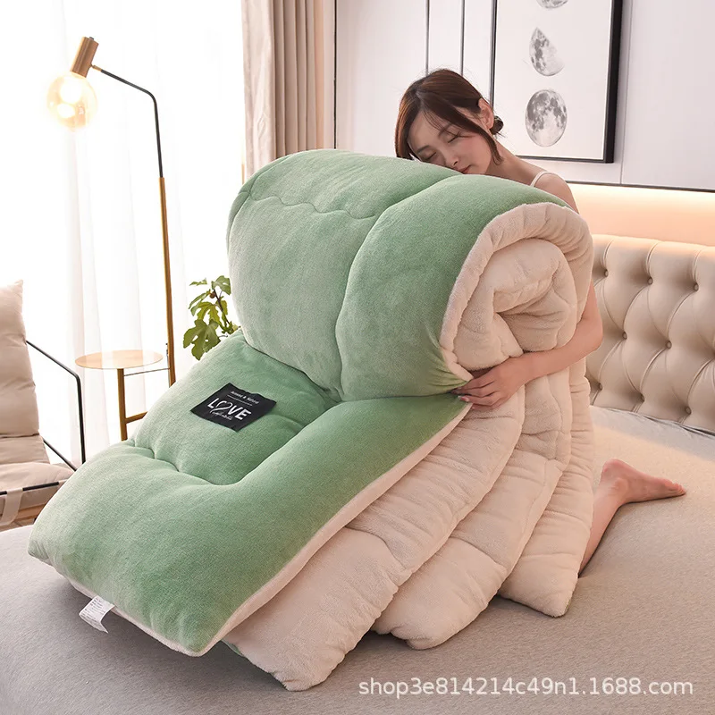 Warm Soft Hot Sale Wholesale  Flannel Fleece Winter Double Thickened Quilt Bedding Set Flannel Fleece Blanket