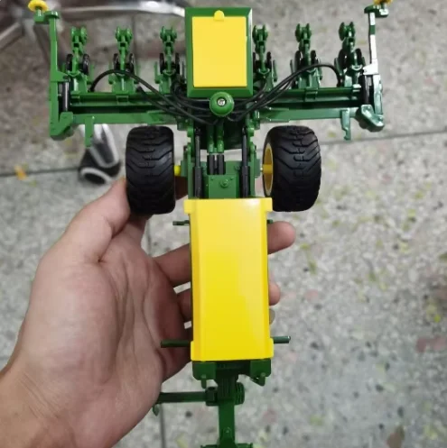 New Simulation Electric RC CAR Farmer Tractor Combine Harvester Multi Accessory Farm Remote Control Car Christmas Gifts
