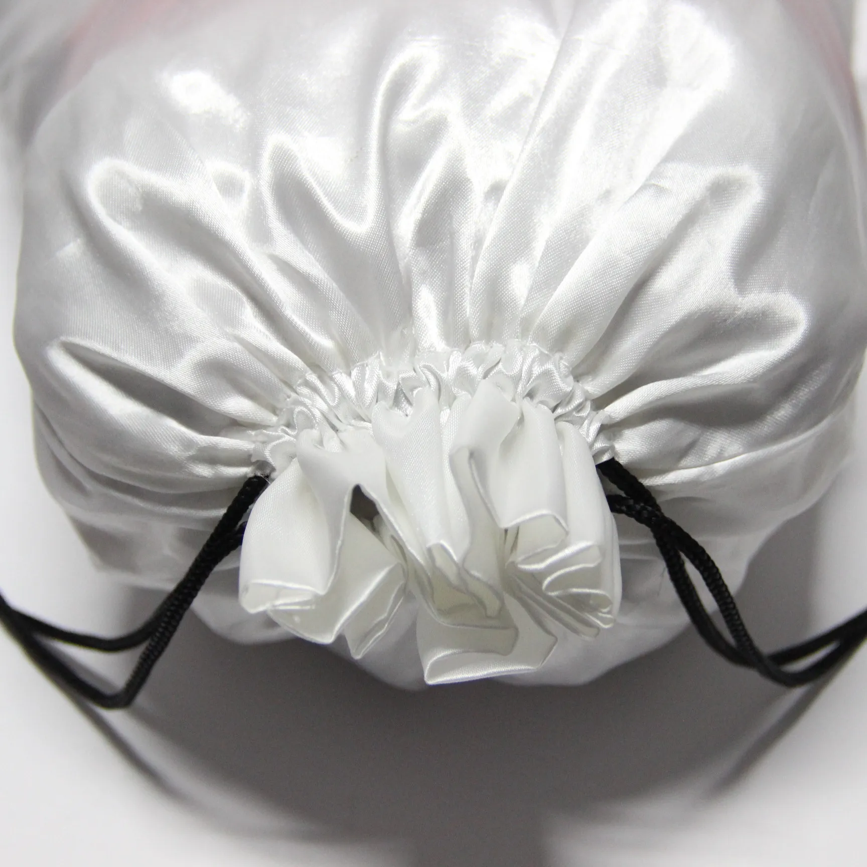 Professional custom cosmetics bag wig collection bag silk bundle pocket wholesale drawstring Satin bread Drawstring bag