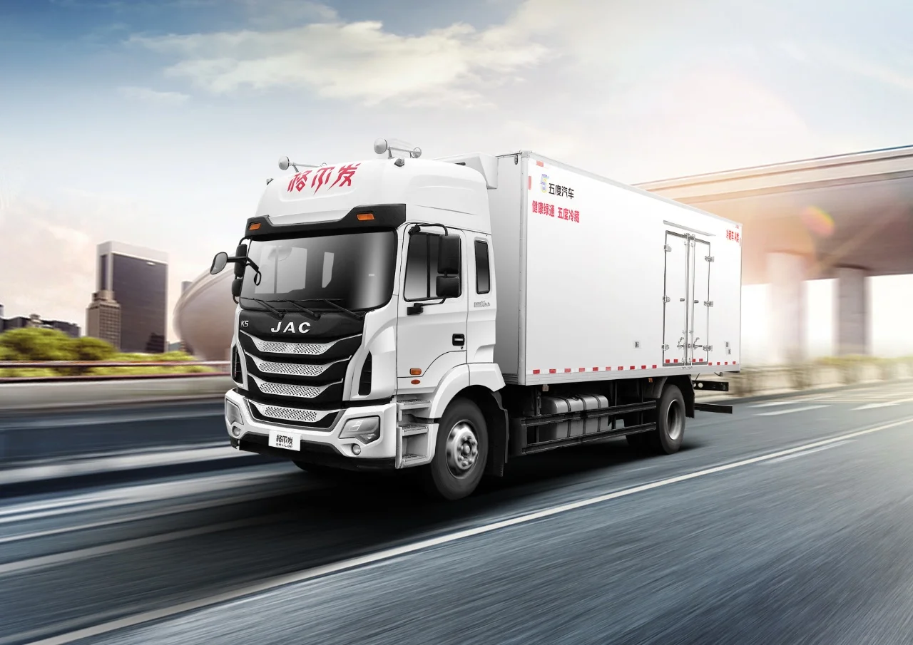 Новый дизайн охлаждающий фургон JAC 4x2 6 8 м 10 тонн для перевозки мяса холодильник грузовик