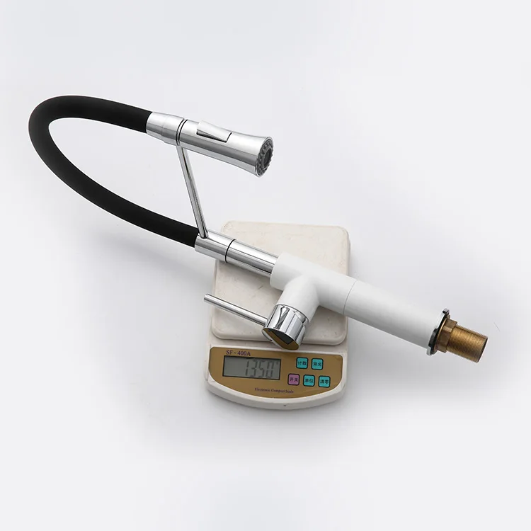 Hot Sale Pull down Kitchen Sink Faucet Brass Body Silicon Desk Mounted Spray Taps Single Handle Pull Out Spray Kitchen Faucet