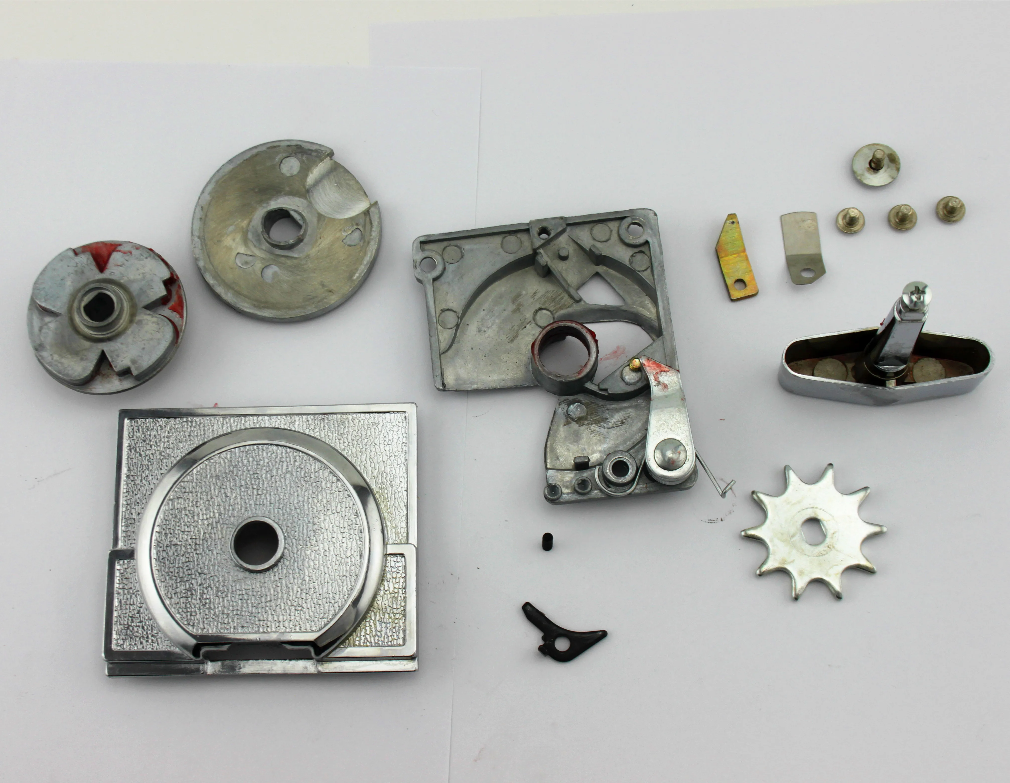 Chrome plated metal coin mechanism for coin operated vending machine