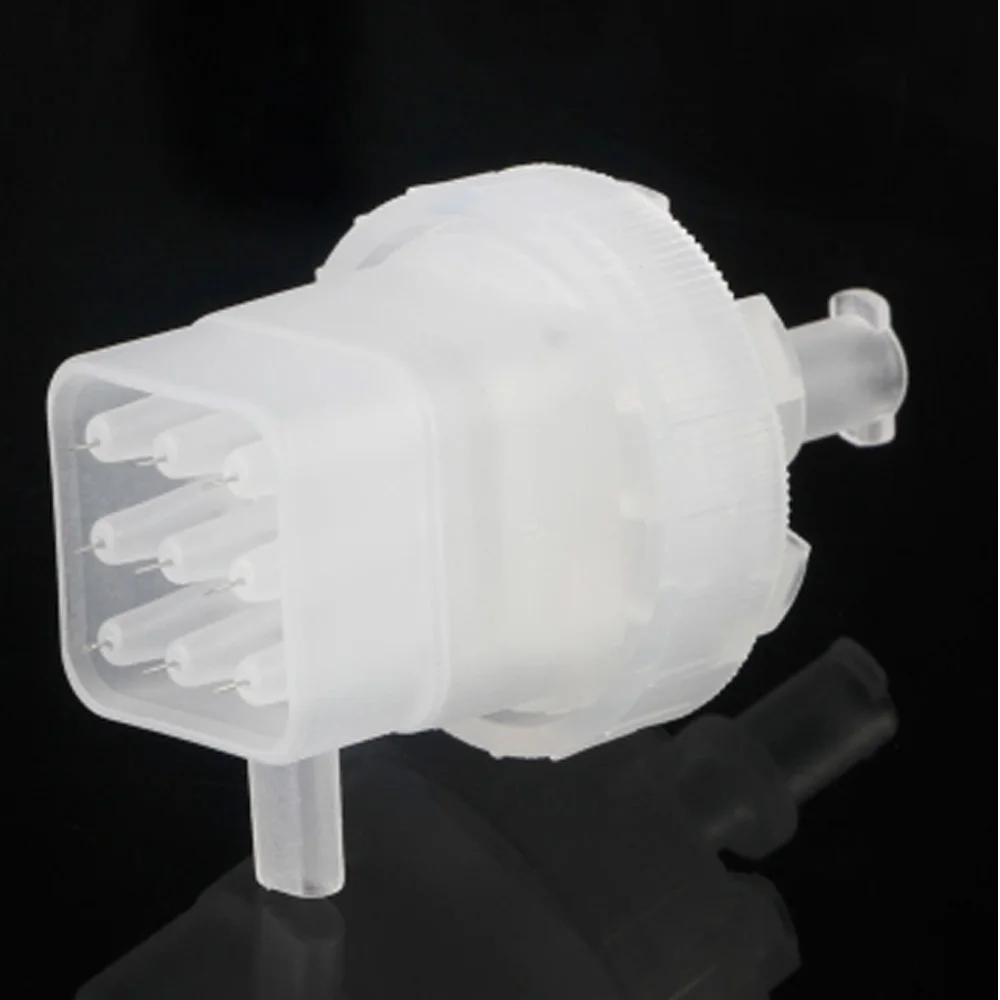 Aesthetic Crystal 9pins Water Mesogun Screw Mesotherapy Multi 9 Pin Needle For Syringe Injector