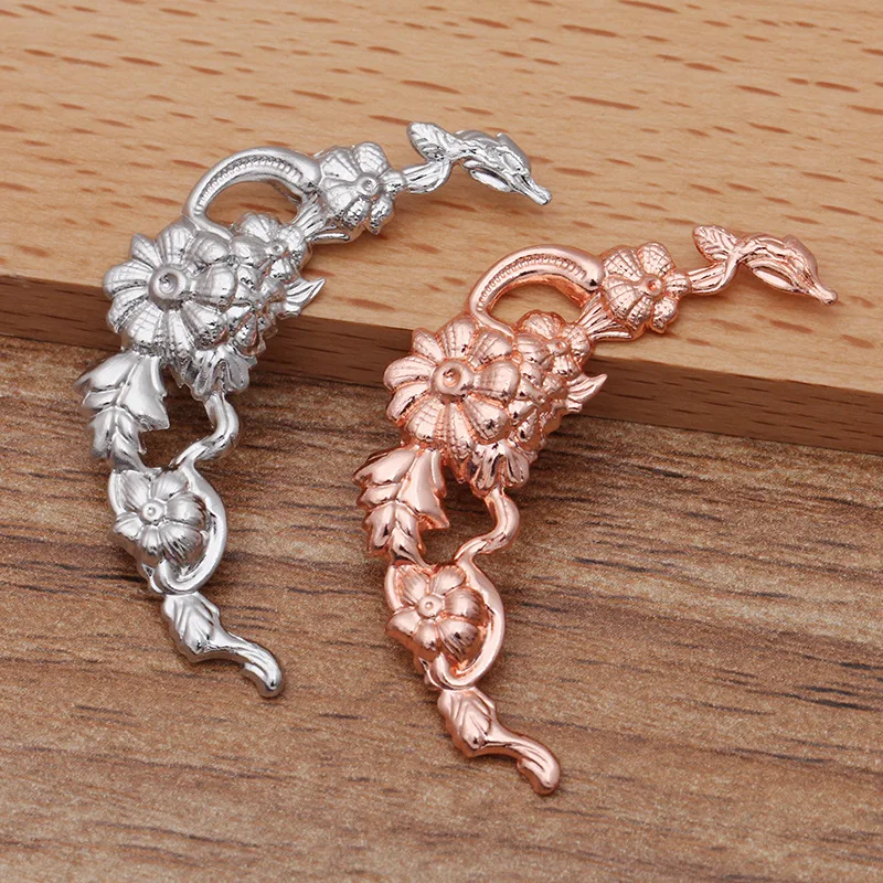 Qiyifeng Has Acid-washed Hand Diy Material Copper Plated 6 Colors 40mm Long Curved Strip Flower Sheet (05727)