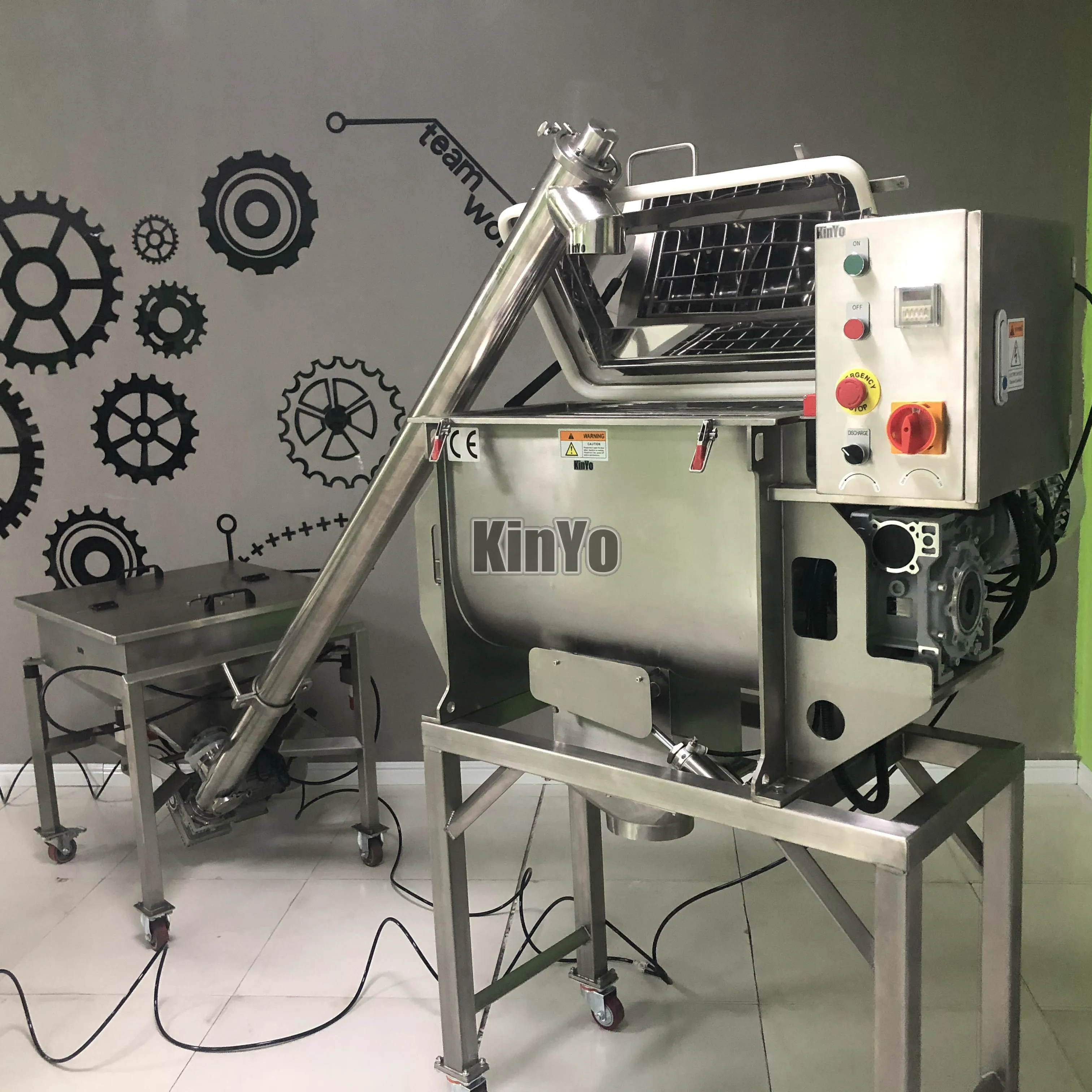 Best Quality high performance commercial blender pigments plastic powder vitamins animal feed 180kg spice blender mixer maiz