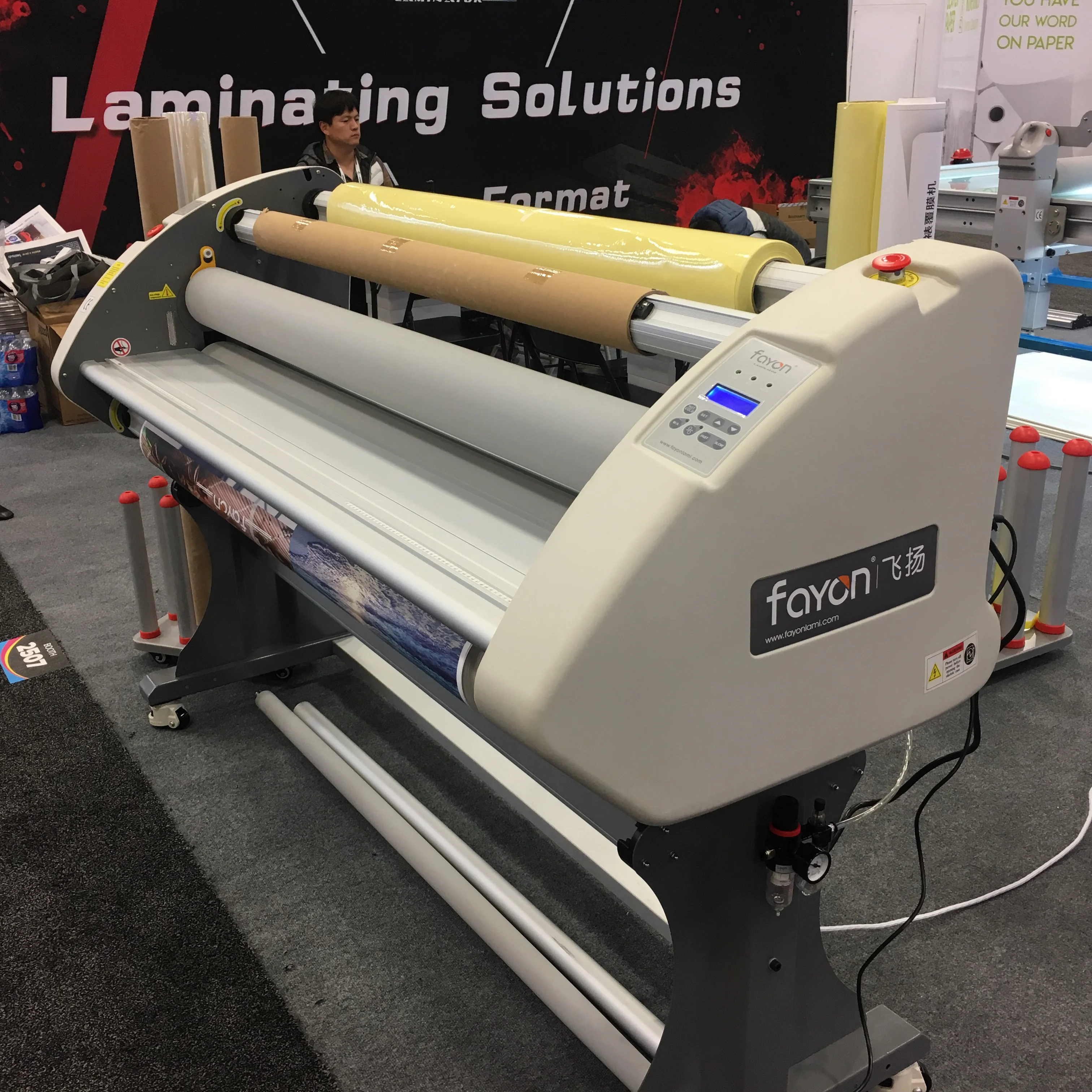 1 China brand Fayon 1600mm multifunction vinyl graph hot cold laminating machine