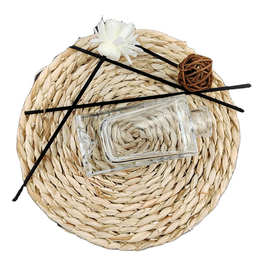 White Tequlia Glass Bottles Top Quality Wholesales Cuboid Crystal Screen Printing Glass Bottles for Juice Beverage Beer Bottles