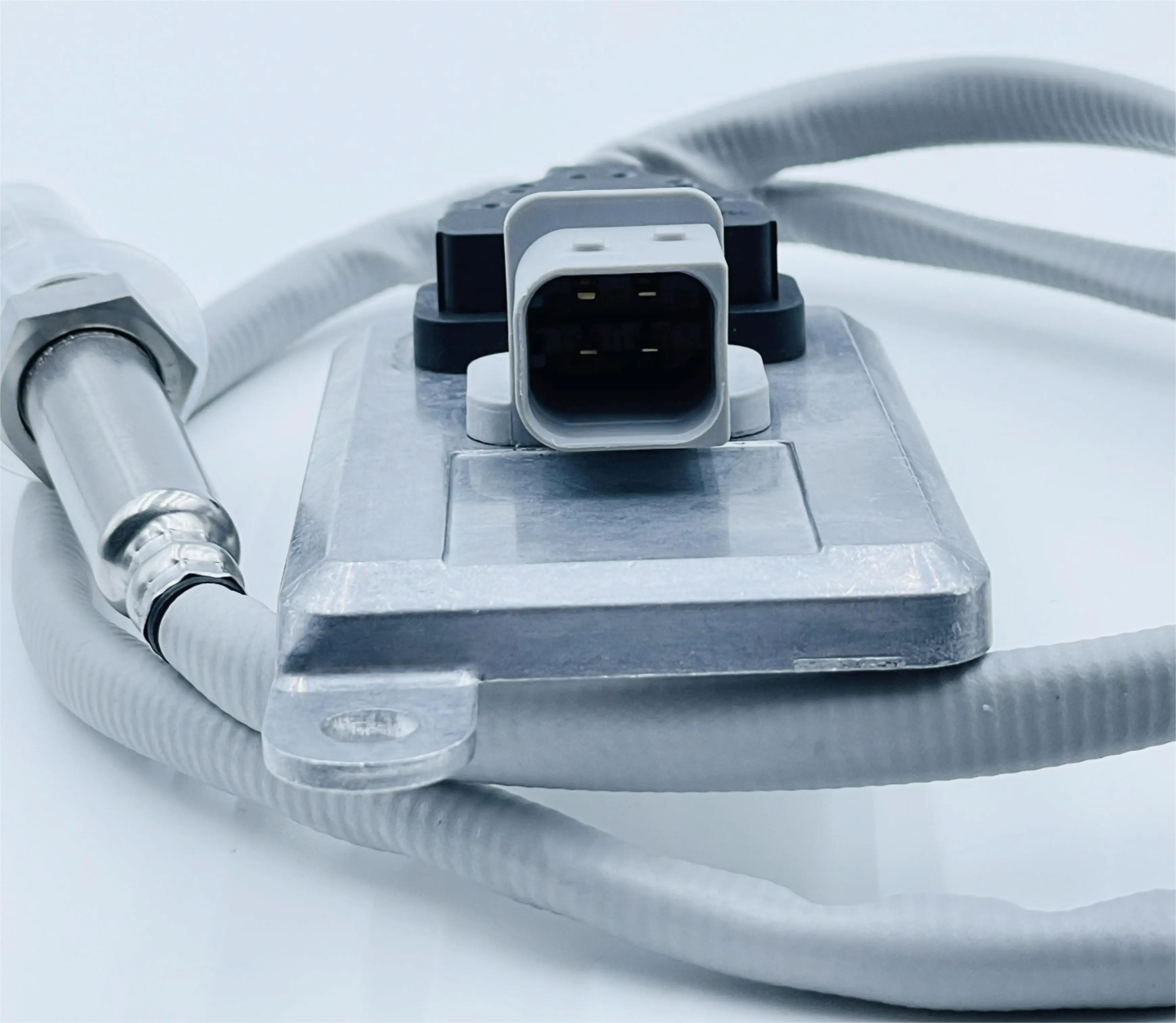 Factory Direct Supply 1154080017 5WK96722B Nitrogen Oxide Sensor For MAN Truck Nox Sensor 24V