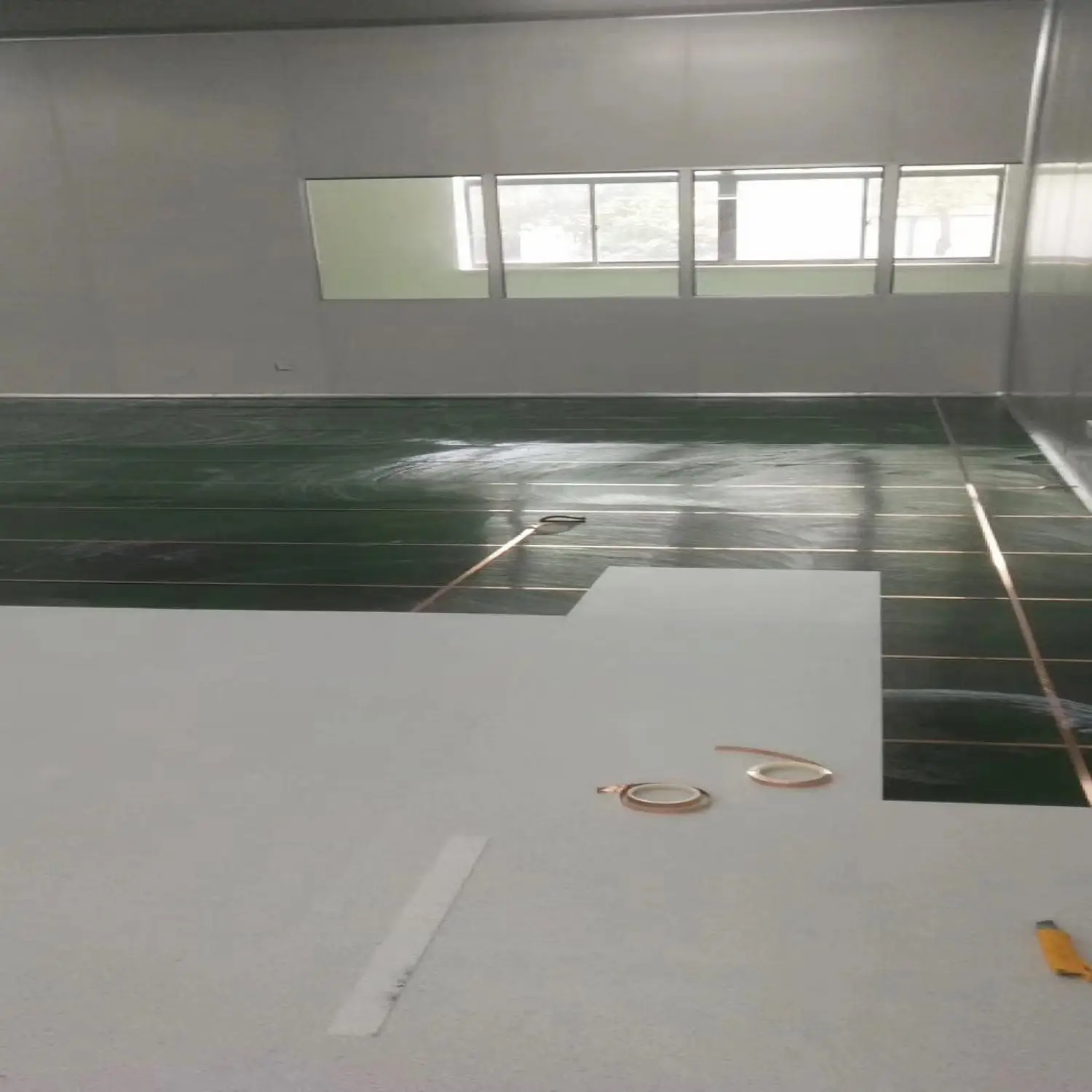 Indoor Nice Design 2Mm And 3Mm Glue Down Dryback Anti Permanent Static False Protection Flooring Suppliers