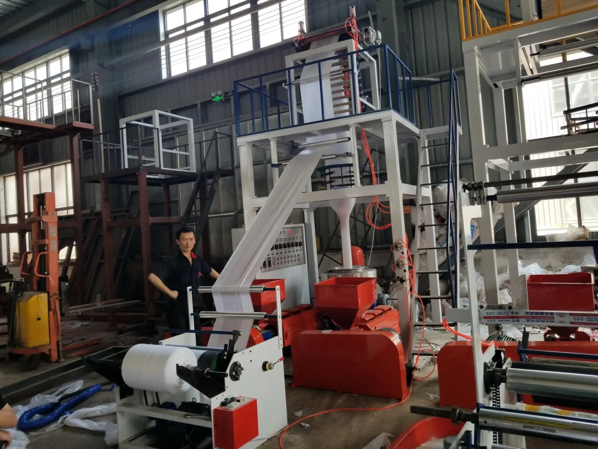 Guaranteed Quality Proper Price Italian Pe Pvc Cling Lab Film Blowing Machine
