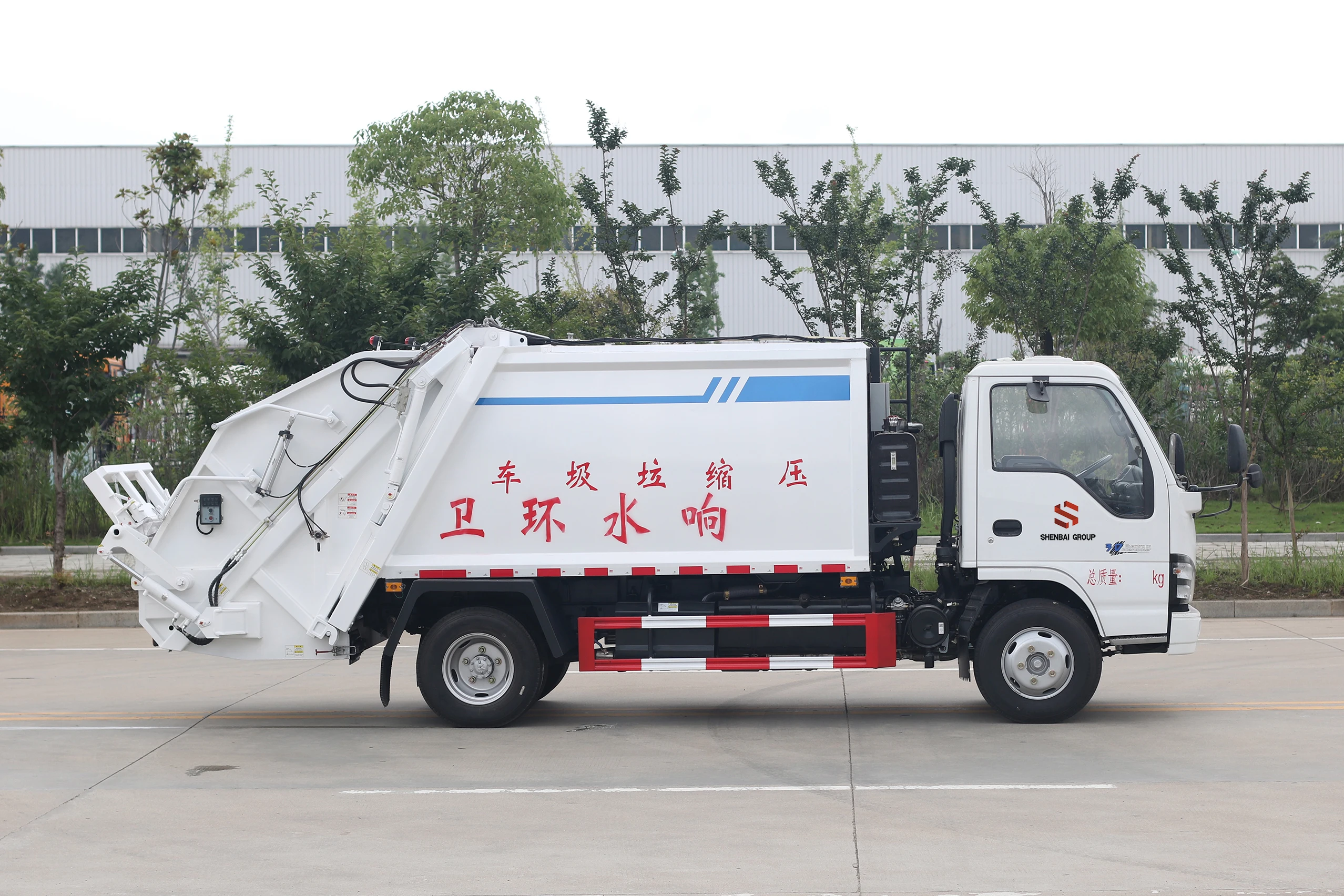 Мусоровоз ISUZU ELF 600P 6 куб. М мусоровоз с уплотнителем грузоподъемностью 3