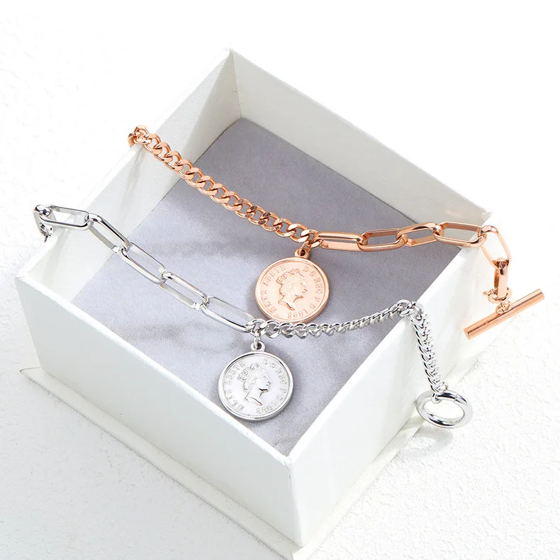 Stainless Steel Jewelry Vintage Human Head Round Medal Bracelet Rose Gold Plated Ladies Bracelet Elizabeth Coin