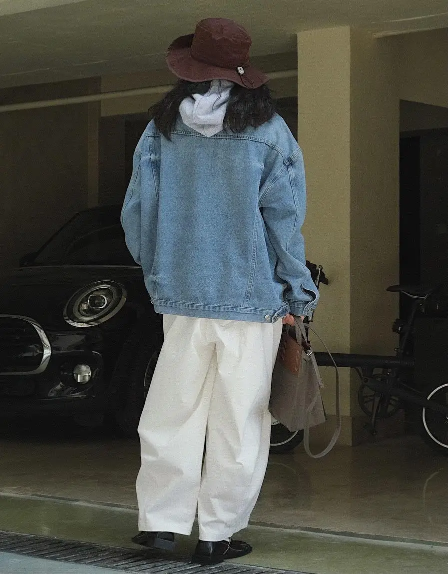 Women wholesale hot seller oversize style fashion lady spring summer jean jacket loose denim coat jackets