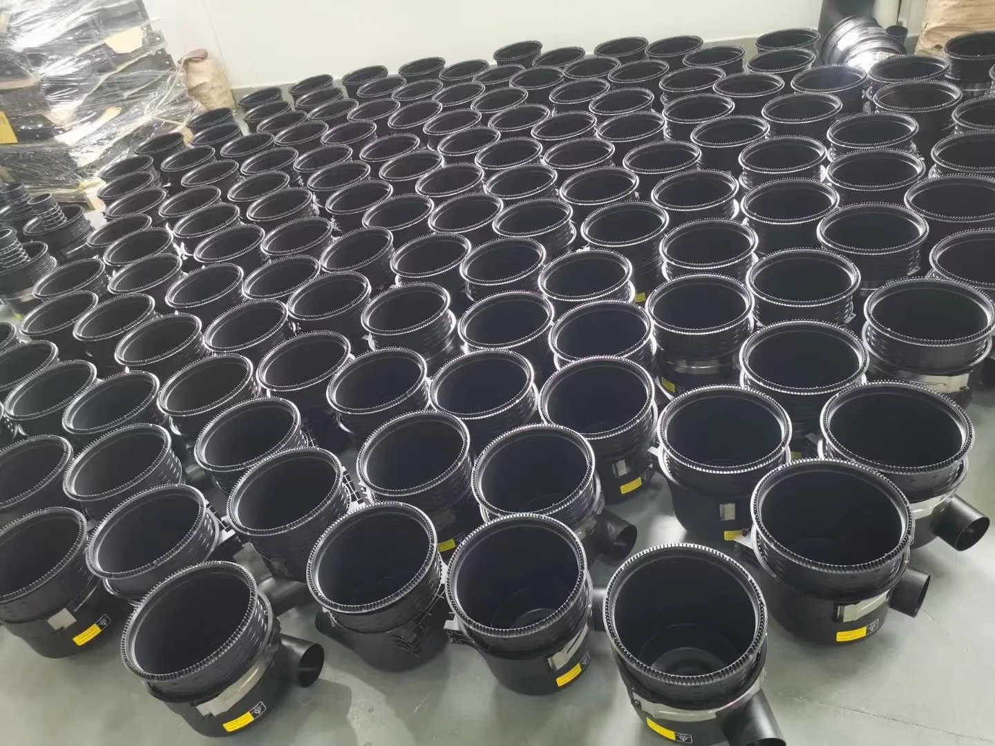 excavator air filter assembly C20500 housing replacement paver air cleaner replacement 4011558152505 C20500 AF25723 P778994