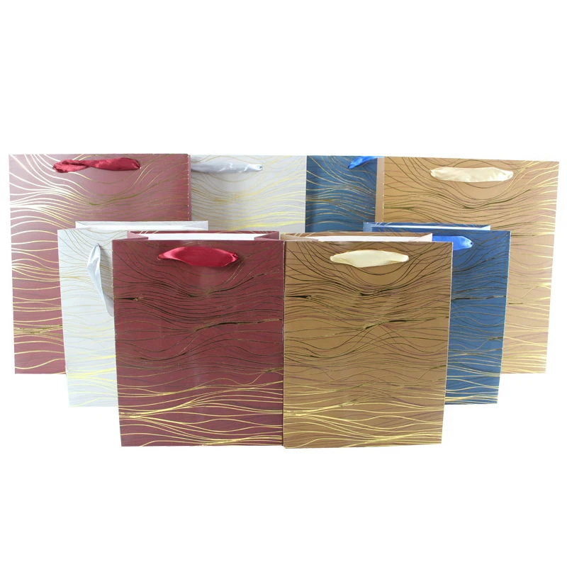 Kairui 2022 Custom Golden Foil Line Embossed Khaki Square Paper Gift Bags Kraft Raw Material