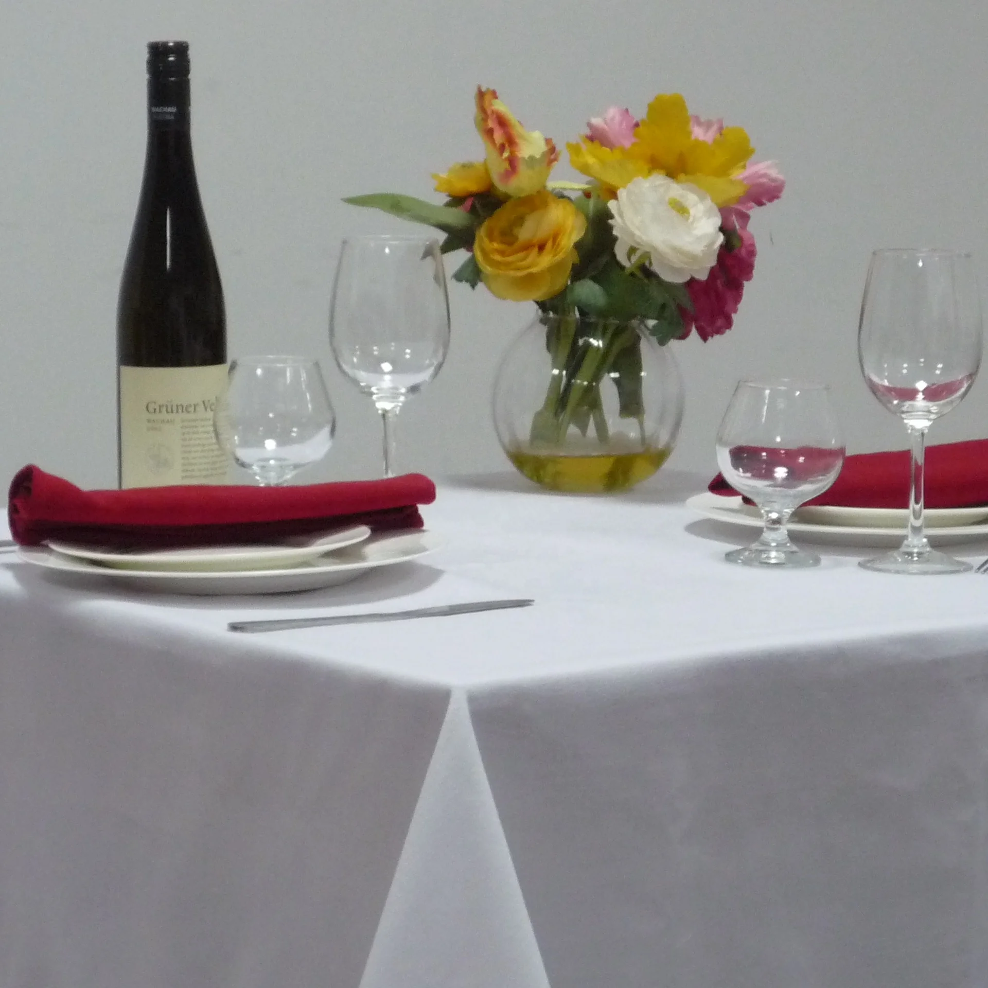 Rectangular Tablecloth 100% Polyester Washable Table Cloth for 6Ft. Rectangle Table White