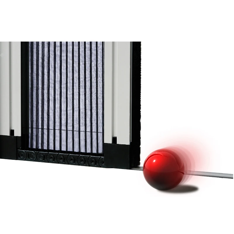 
Pleated trackless screen door 