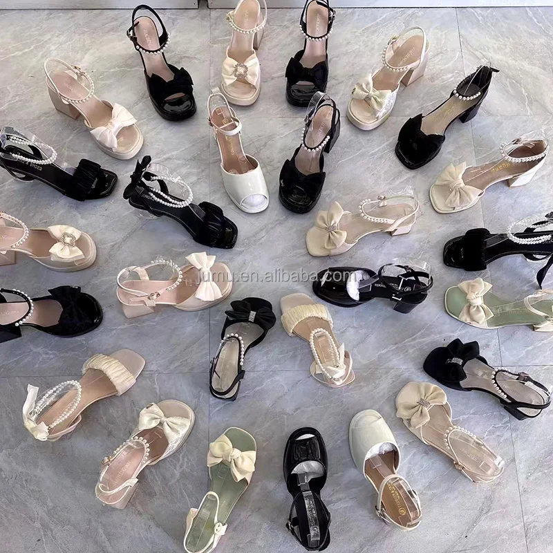 F2410 Wholesale Ladies Fashion Flat Shoes Comfortable PU Leather Dress Shoes Round Toe Slip on Loafers Shoes for Women