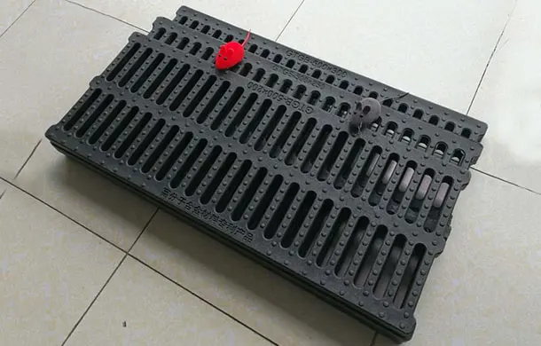 Light Weight Molded Drainage Grates Hotel Kitchen Trench Cover Composite Drain Grates For Kerbside Channels of Roads